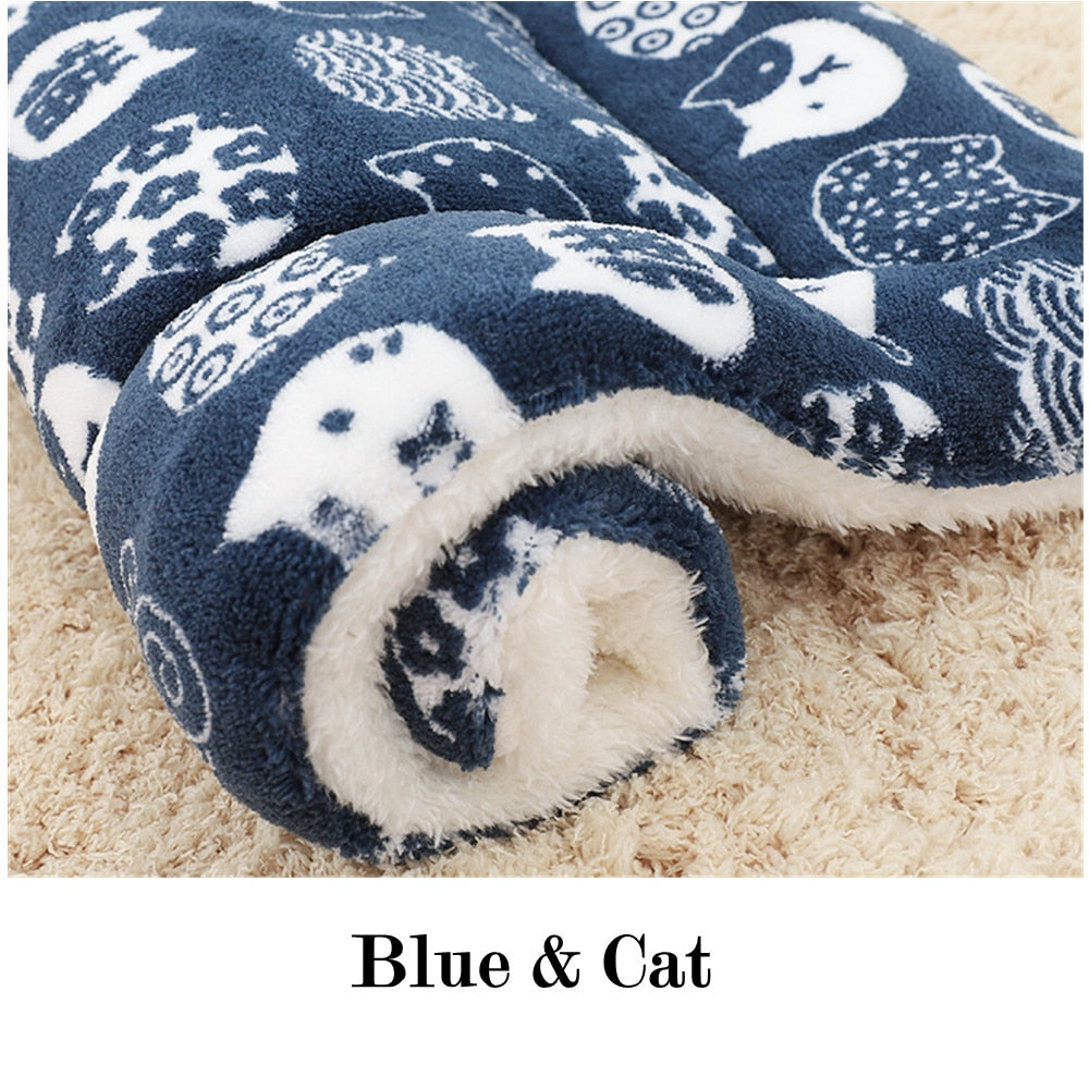 Soft Flannel Thickened Pet Soft Fleece Pad Pet Blanket Bed Mat For Puppy Dog Cat Sofa Cushion Home Rug Keep Warm Sleeping Cover